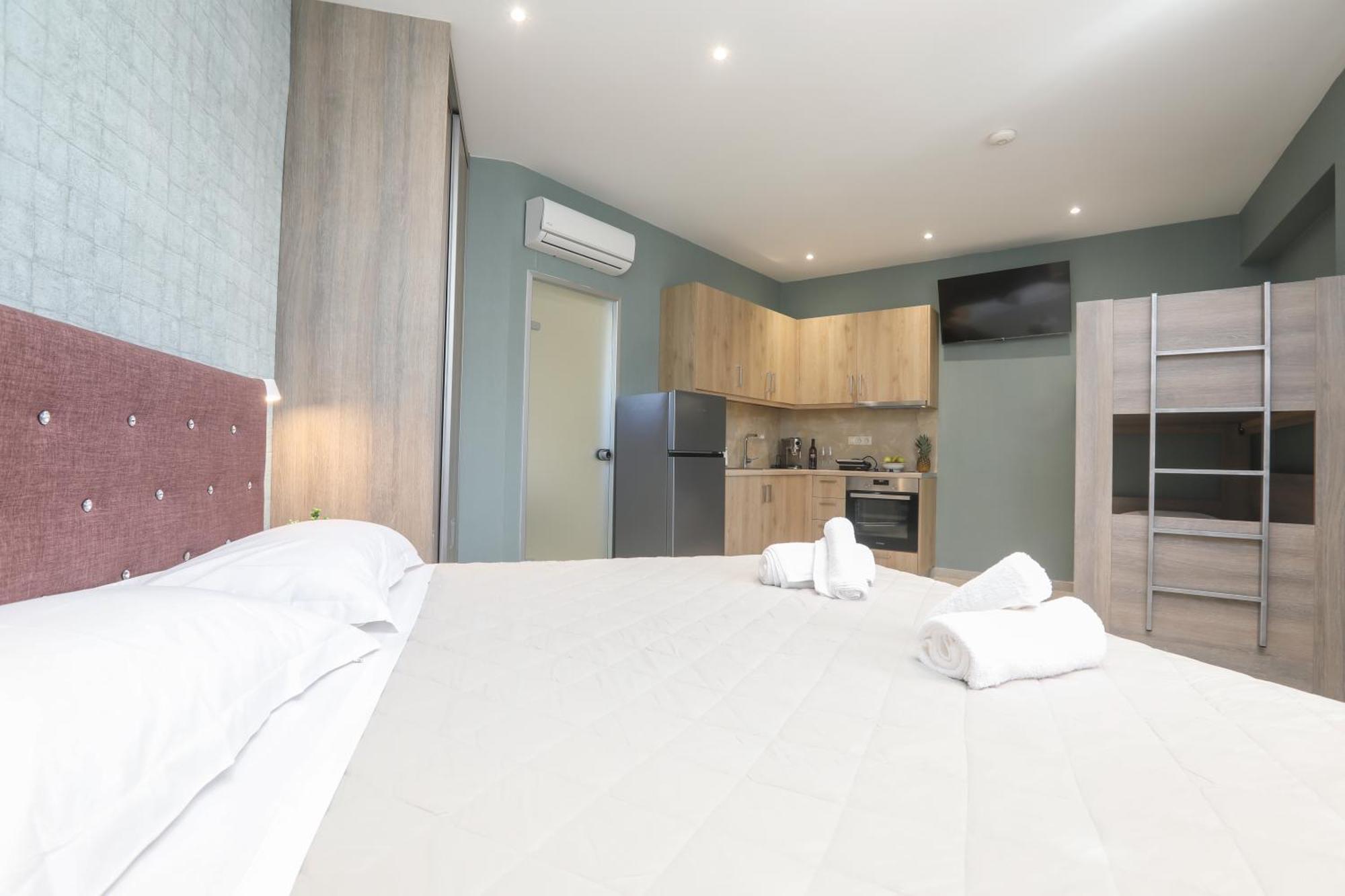 Corfu Gold Luxury Suites Benitses  Exteriör bild